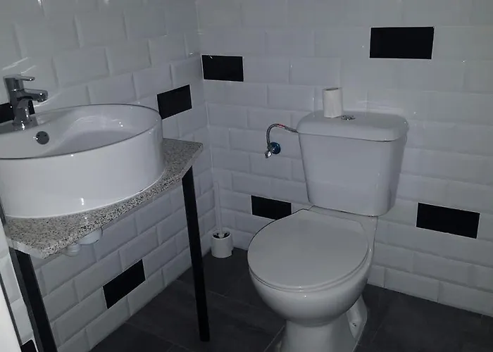 招待所 The 塞拉内华达